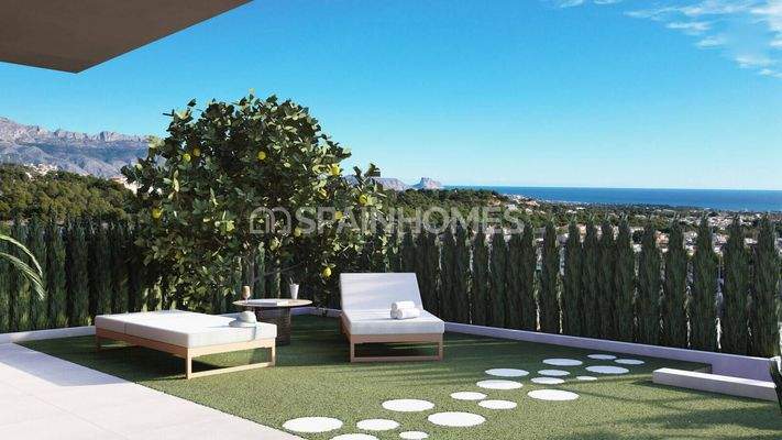 Stylish Townhouses in a Complex with Pool in Alicante La Nucia
