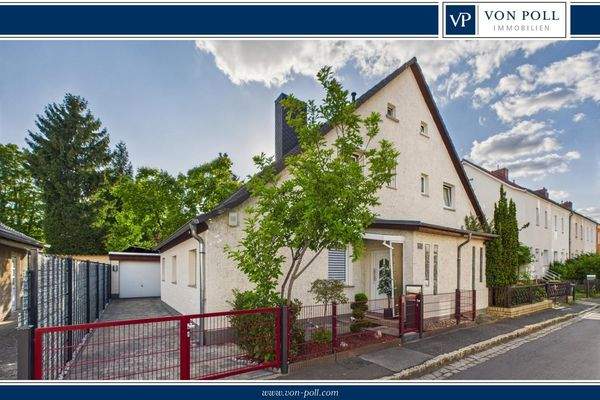 Hausansicht von der Straße