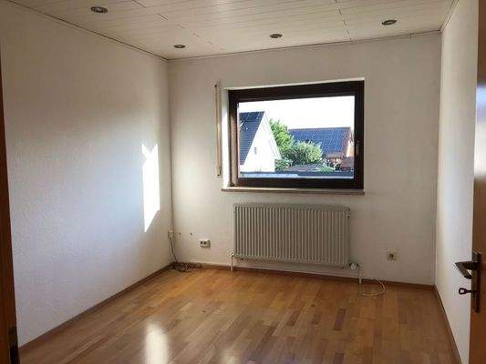 Büro- oder Kinderzimmer