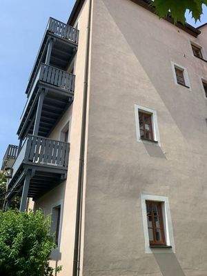 Blick zum Balkon hofseitig