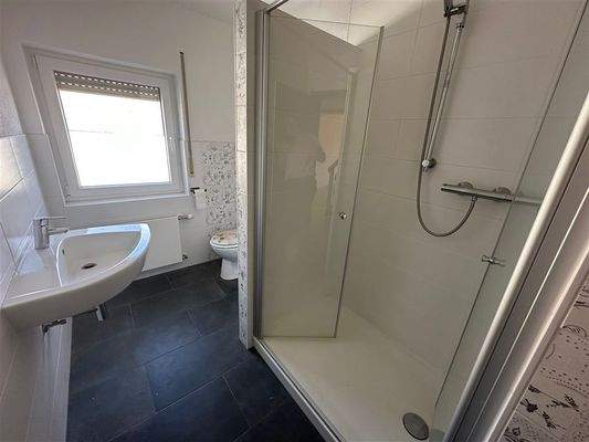 Badezimmer Haushälfte 2