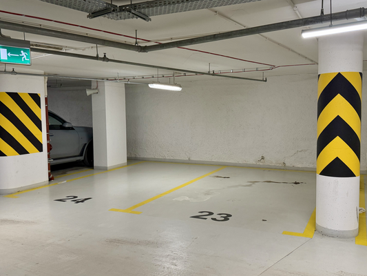 Cosmopolitan Twarda 2/4 in Warschau