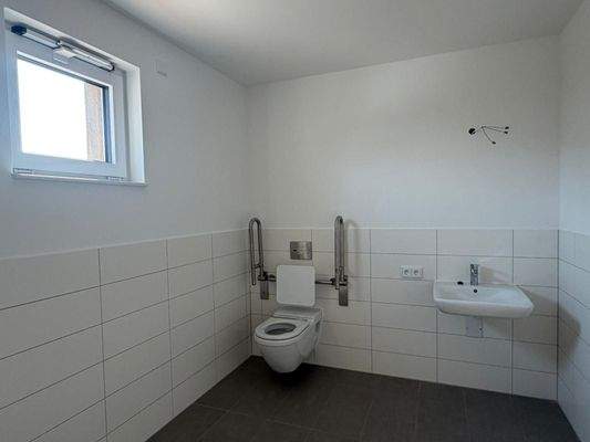 Behindertengerechte Badeinrichtung