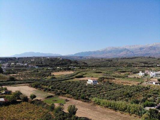 Kreta, Kiani Akti: Prestigeträchtiges Grundstück direkt am Meer nahe Kalyves zu verkaufen