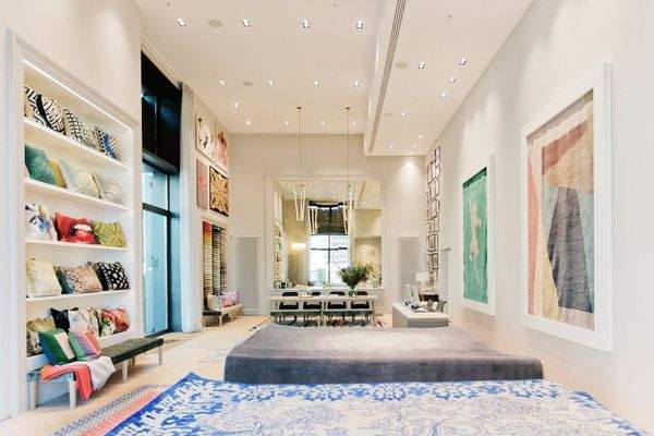 Innenansicht Showroom 3.jpg