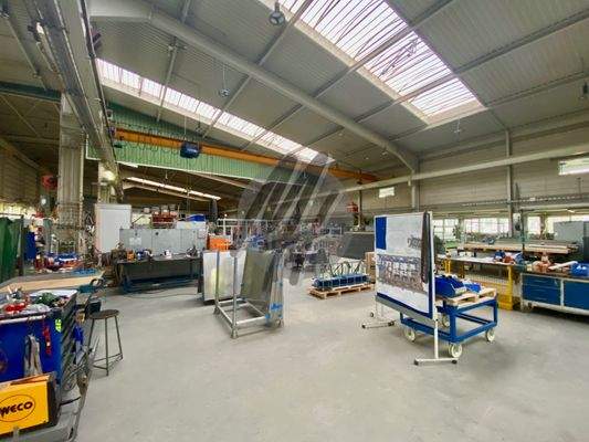 INFOS UNTER: 06171-586000