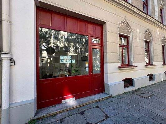 Ladenfront und Eingang