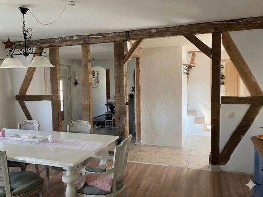 EG: Esszimmer mit Blick zum Eingangsbereich