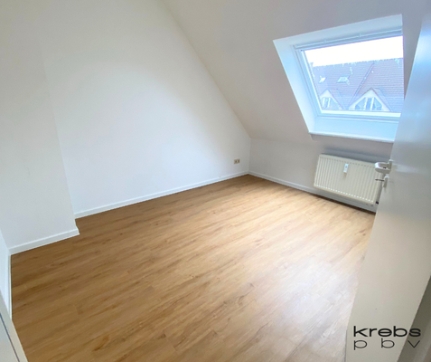 Kinder-/Arbeits-/Sportzimmer 1. Ebene