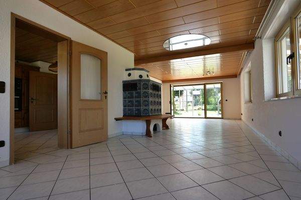 Wohnzimmer mit Blick auf Terrasse