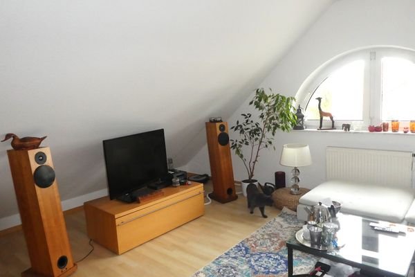 Wohnzimmer im Spitzboden