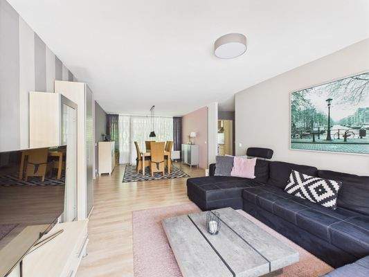 Wohn- und Essbereich 