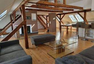 Wohnzimmer groß.jpg