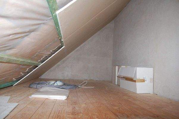36 Dachboden.JPG