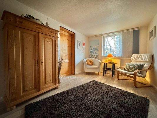 ... zu allen Räumen. (OG)