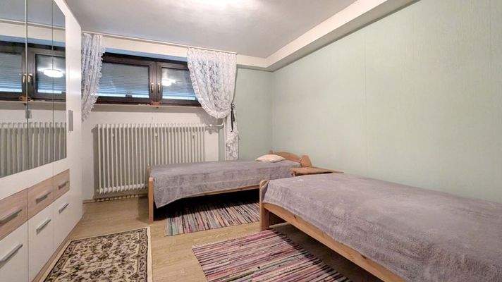 Schlafzimmer Untergeschoss 