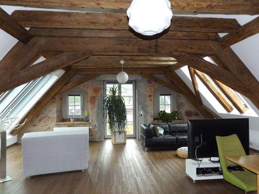 Blick in den Galerie-Wohnraum