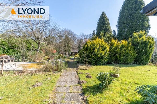 LYD 3711 - 22 Garten