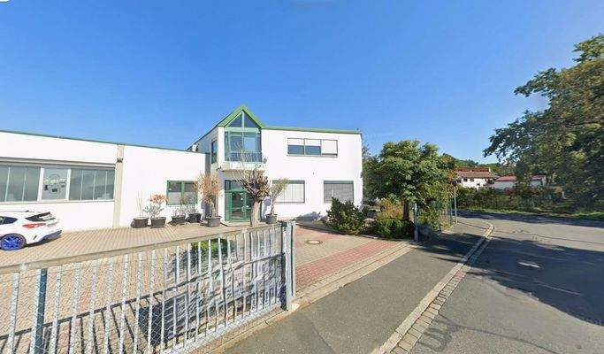 Bürokopf & Haupthalle