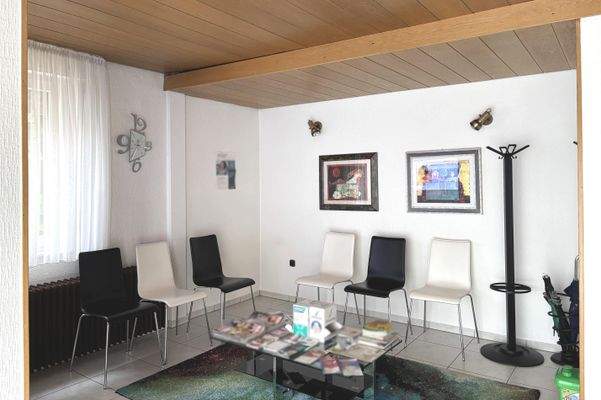 Wartebereich Praxis EG