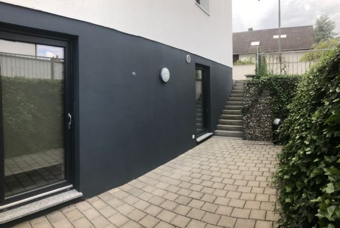 Sonnige Sousterrainwohnung mit Terrasse Ingolstadt zentrumsnah