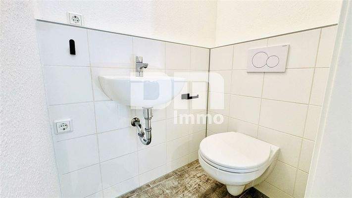 EG Ladeneinheit links WC