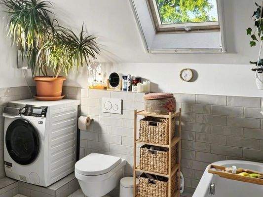 mit handgefertigten Fliesen