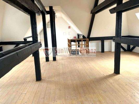 2. OG rechts renoviert