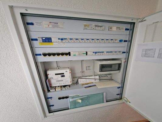 Neuer Schaltschrank mit PV