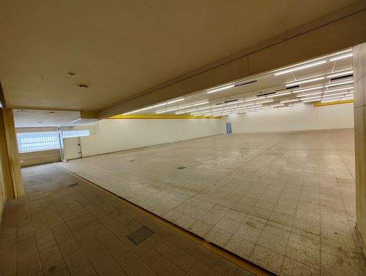 Lebensmittelmarkt (4) (1).jpg