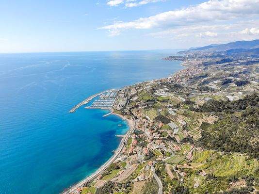 Blick auf den Jachthafen