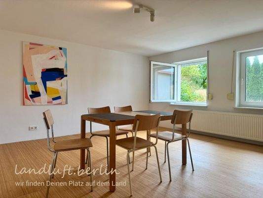 Esszimmer, Fenster Richtung Grundstück und Süden