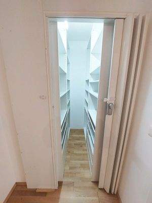 Schranknische Vorrau