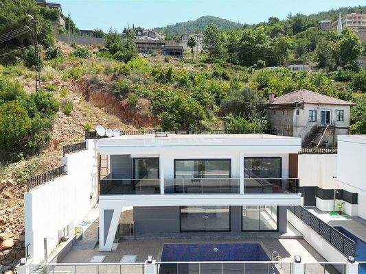 Stylish Designed Villas in Greenery in Bektaş Alanya