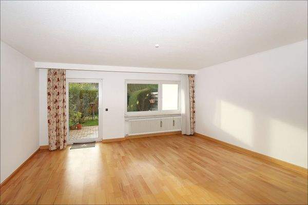 Wohnzimmer mit Gatenzugang