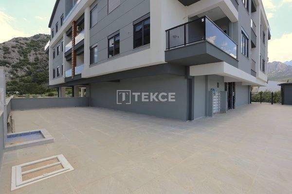 Furnished Apartment with Mountain View in Antalya