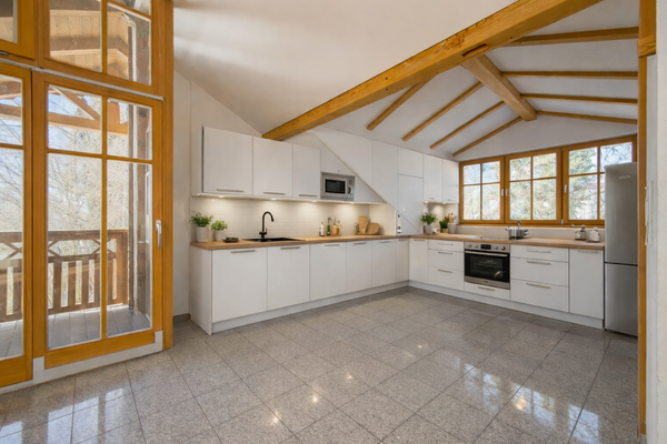 Küche / Essbereich im OG - KI generiert