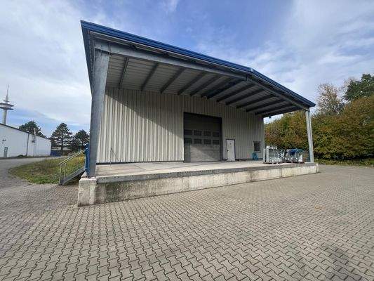 Rampenandienung Kalthalle