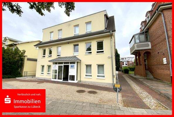 Gebäude/ Vorderansicht