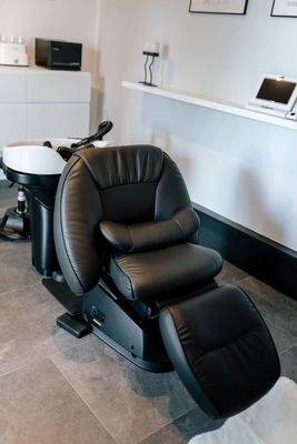Behandlungsstuhl.jpeg