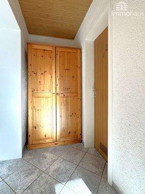 Flur mit Ankleideschrank