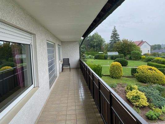Balkon Erdgeschoß.jpeg
