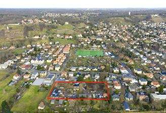 Grundstück Blick auf Weinberge.jpg