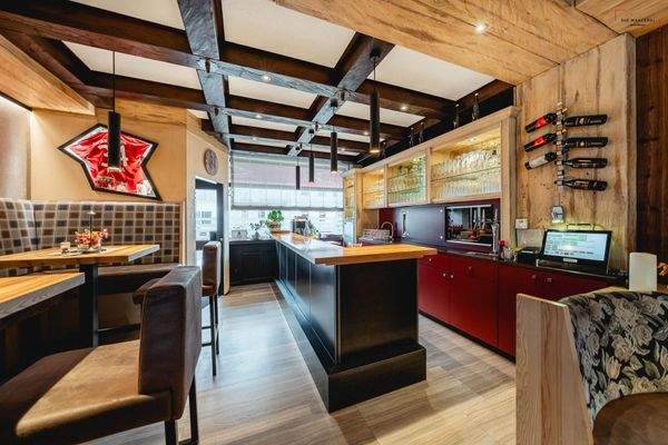 Die_Maklerei_Bar_Restaurant