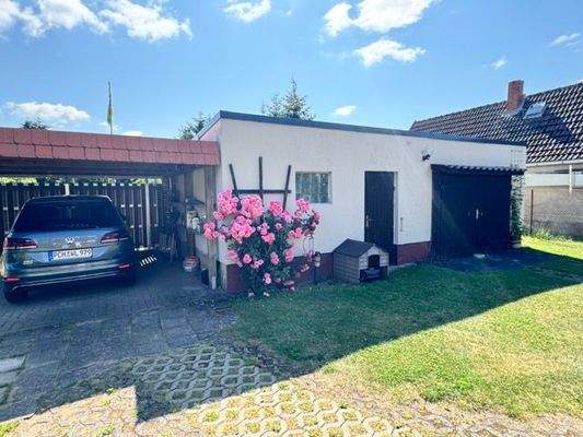Garage +Carport .jpeg