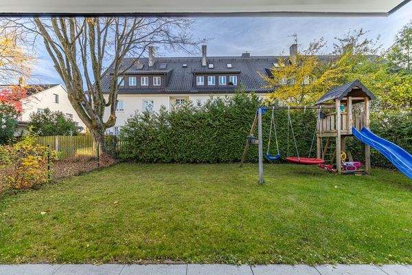 Großzügiger Garten