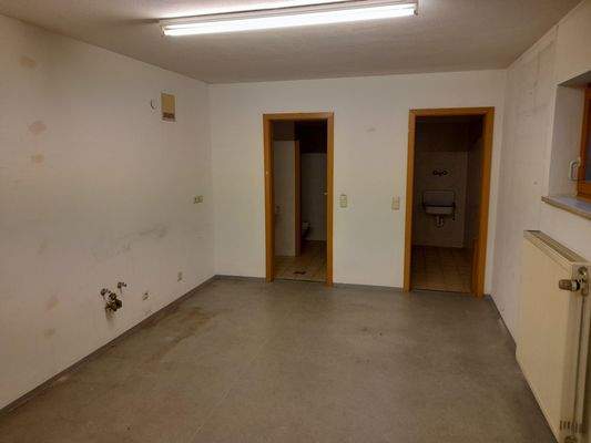 Vorraum WC Teeküche 03.jpg
