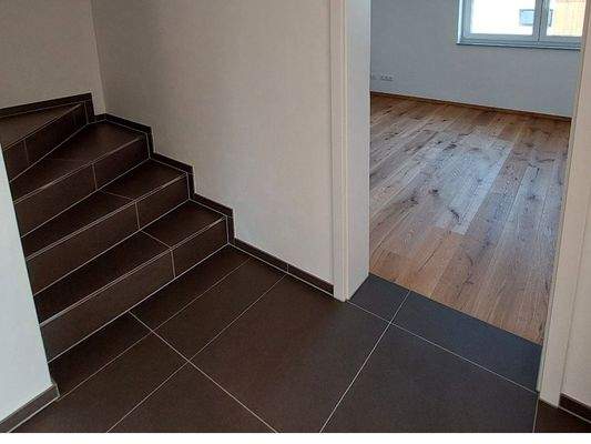 Bsp Innenausbau Gang.jpg