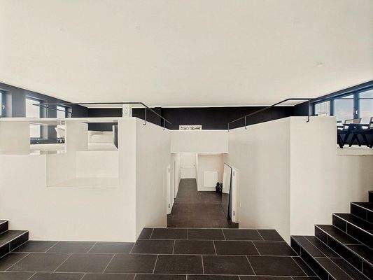 Blick vom Küchenbereich in die Ebenen