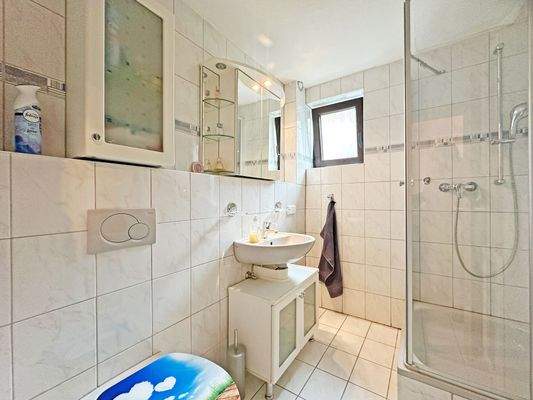 Badezimmer 2 (Erdgeschoss)